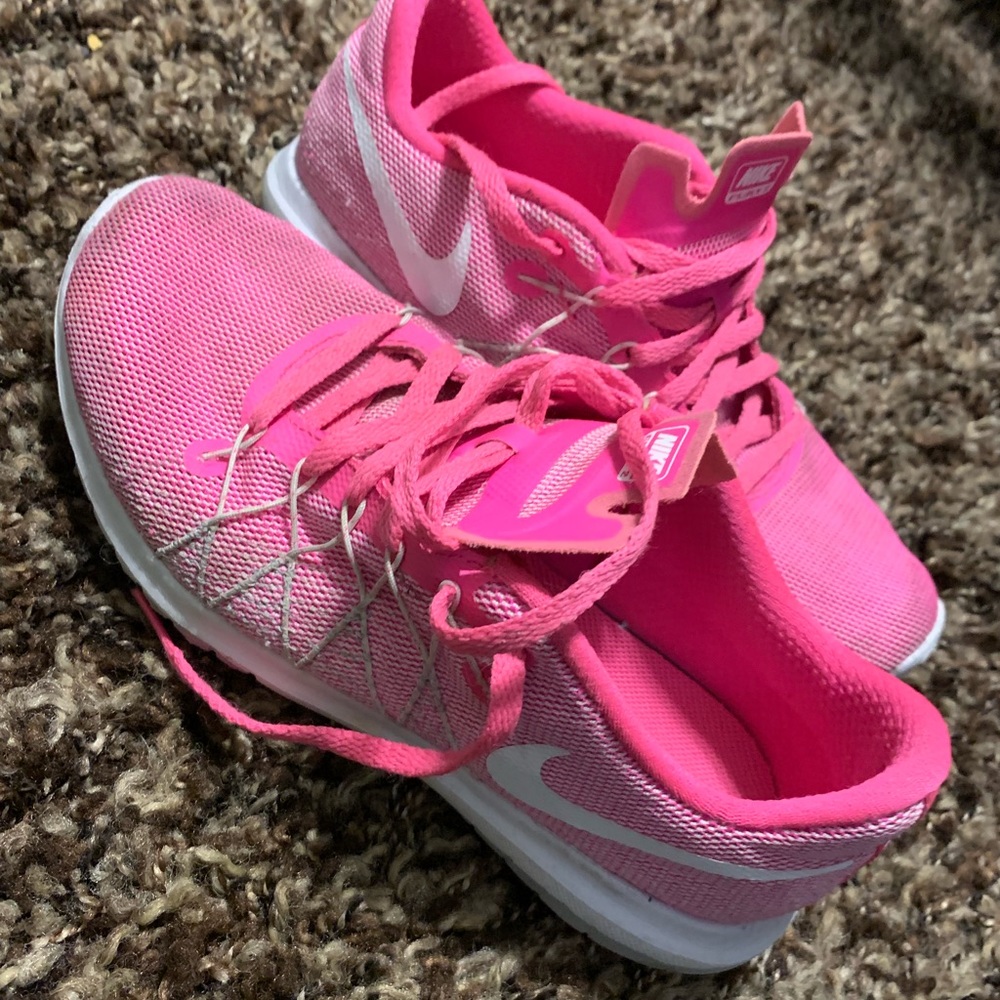 Nike Flex Shoes - Picture 1 of 3